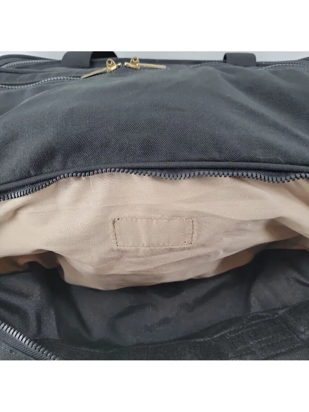 Andiamo understated structured